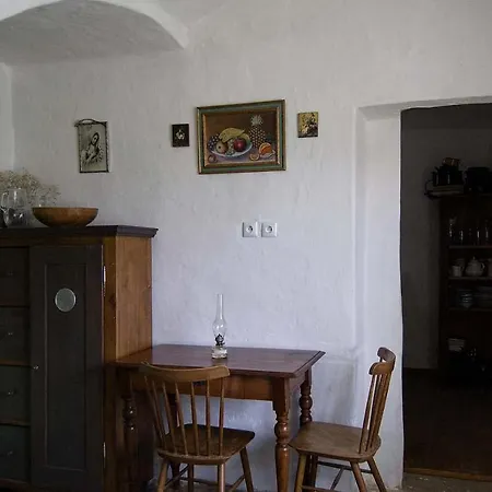Historicky Zemedelsky Dvur Kladeruby * Hustopece Nad Becvou